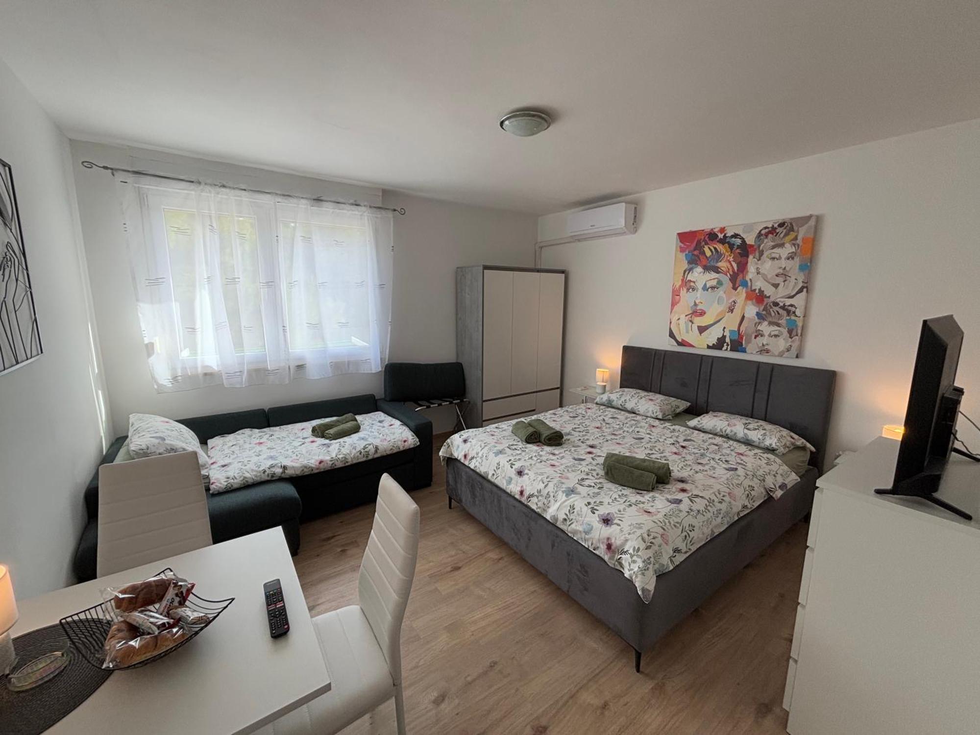 App Karla Appartement Pula Buitenkant foto